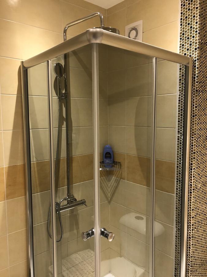 נובי סאד 5 Stars Apartment With Free Garage Place מראה חיצוני תמונה